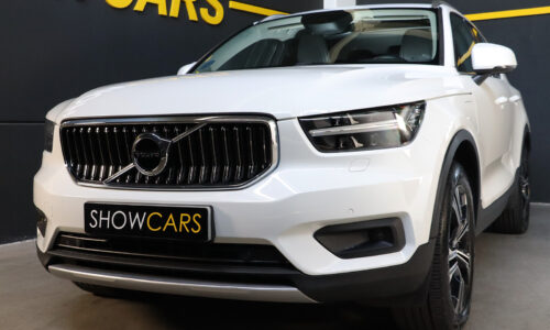 VOLVO XC40 T5 INSCRIPTION de ocasión en Show Cars